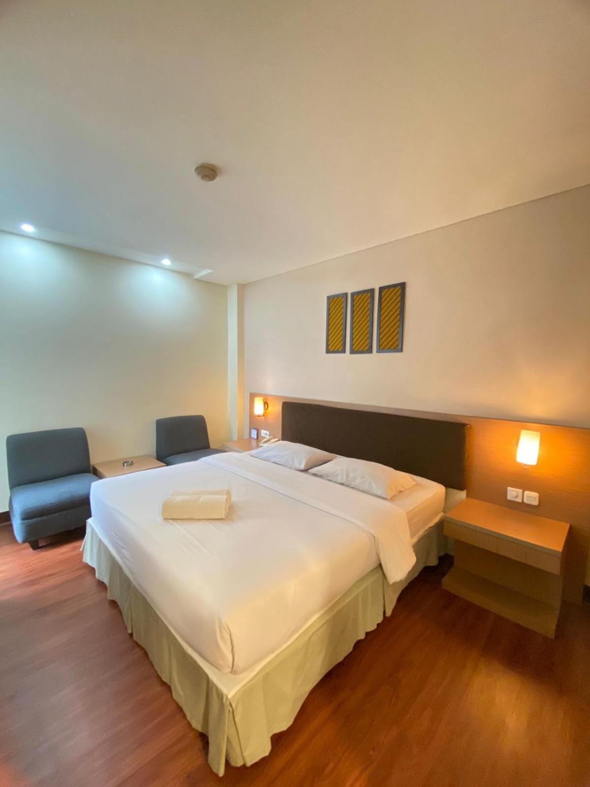 Cipta Hotel Wahid Hasyim Jakarta Exterior photo